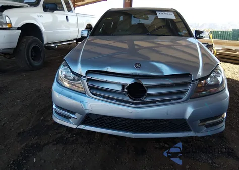 2013 Mercedes-Benz C 250 Sport from USA, damaged, VIN WDDGF4HB3DR271247